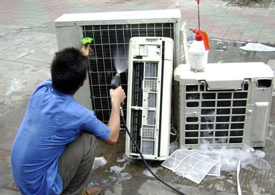 中央空调保养的关键有哪些-空调冷凝器清洗保养-中央空调清洗保养