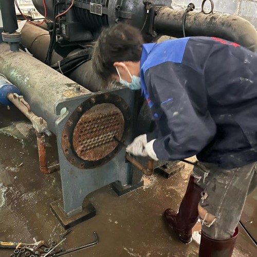 空调主机高压处理办法-单机清洗-单机通泡清洗-空调主机清洗