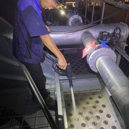 中央空调排水管堵塞怎么处理？空调排水管清洗-空调过滤器清洗-空调管道清洗